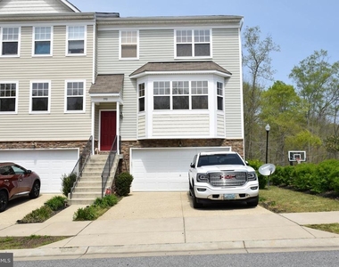 390 English Oak Lane - Photo Thumbnail 31