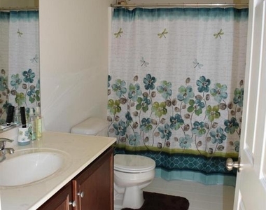 390 English Oak Lane - Photo Thumbnail 17