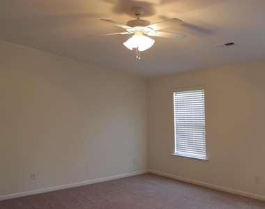 11711 Mezzanine Drive - Photo Thumbnail 9
