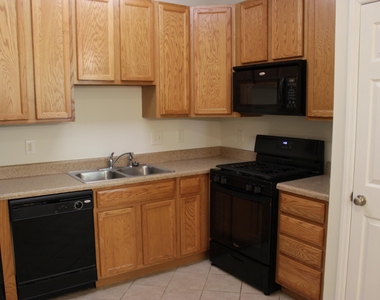 11711 Mezzanine Drive - Photo Thumbnail 3