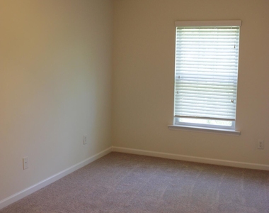 11711 Mezzanine Drive - Photo Thumbnail 6