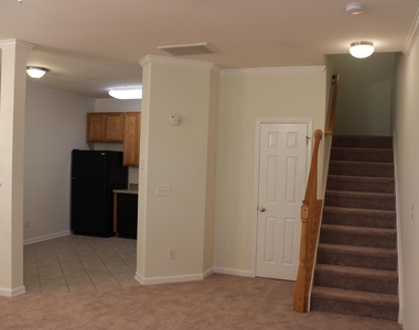 11711 Mezzanine Drive - Photo Thumbnail 2