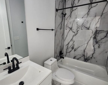 4905 Georgia Avenue Nw - Photo Thumbnail 10
