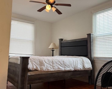 830 19th Street Ne - Photo Thumbnail 5