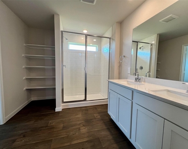1314 Prescott Pl - Photo Thumbnail 20