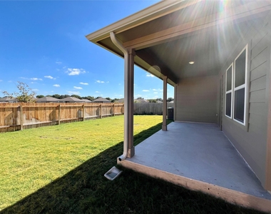 1314 Prescott Pl - Photo Thumbnail 2