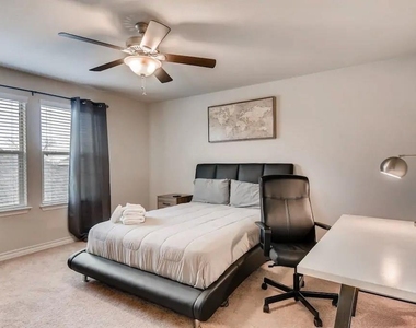 11707 Prado Ranch Blvd - Photo Thumbnail 10