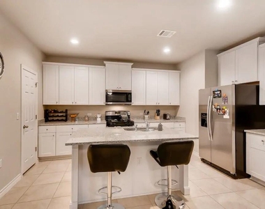 11707 Prado Ranch Blvd - Photo Thumbnail 7