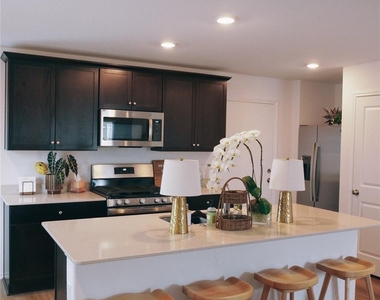 7316 Sparkling Light Dr - Photo Thumbnail 7