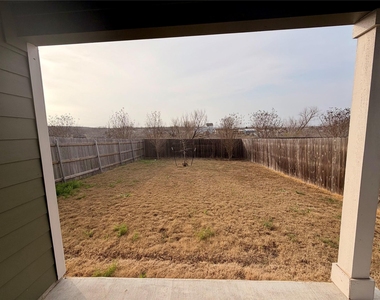 7316 Sparkling Light Dr - Photo Thumbnail 21