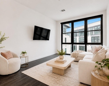 800 Embassy Dr - Photo Thumbnail 18