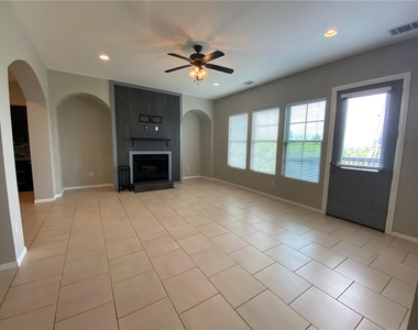 204 Spellbrook Ln - Photo Thumbnail 13