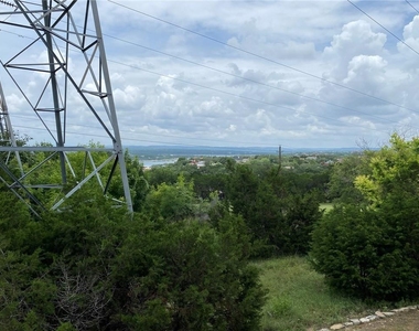 204 Spellbrook Ln - Photo Thumbnail 15