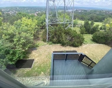 204 Spellbrook Ln - Photo Thumbnail 19