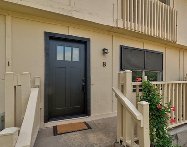 5211 Thunderbird St - Photo Thumbnail 1