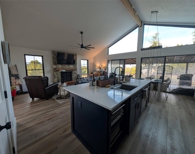 306 Deer Creek Cir - Photo Thumbnail 7
