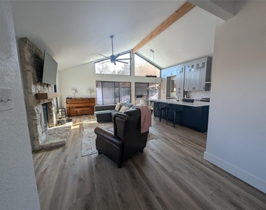 306 Deer Creek Cir - Photo Thumbnail 3