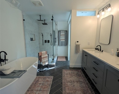 306 Deer Creek Cir - Photo Thumbnail 13