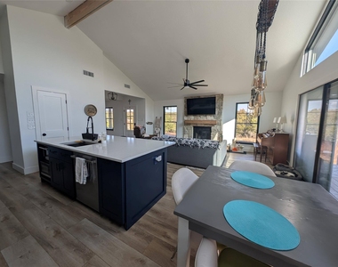 306 Deer Creek Cir - Photo Thumbnail 5