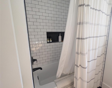 306 Deer Creek Cir - Photo Thumbnail 11
