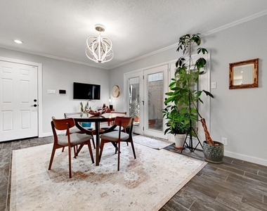 11133 Pinehurst Dr - Photo Thumbnail 10