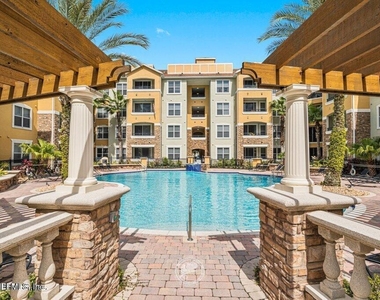 8539 Gate Parkway W - Photo Thumbnail 26