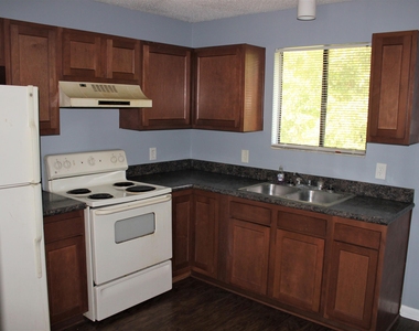5136 Westchase Court - Photo Thumbnail 3