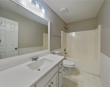 1603 Fort Perry Way - Photo Thumbnail 15