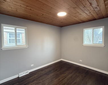 7732 Lotus Avenue - Photo Thumbnail 5