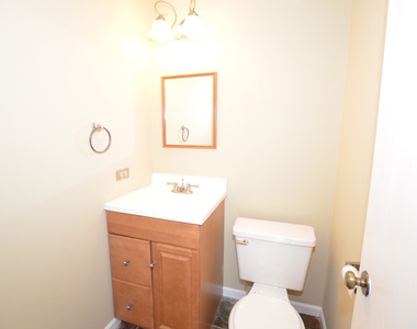 387 Amy Court - Photo Thumbnail 5