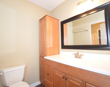 387 Amy Court - Photo Thumbnail 12