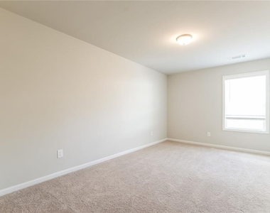 5350 Fox Den Road - Photo Thumbnail 12