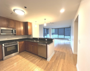 60 E Monroe Street - Photo Thumbnail 1