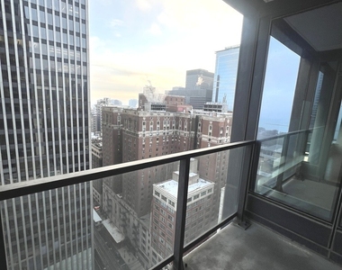 60 E Monroe Street - Photo Thumbnail 24