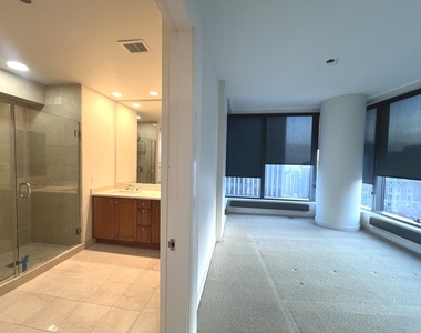 60 E Monroe Street - Photo Thumbnail 12