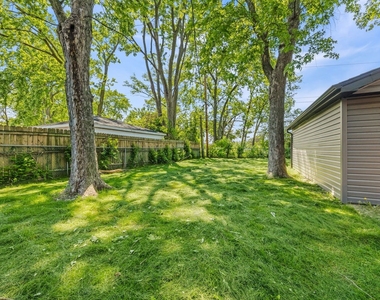 16752 Artesian Avenue - Photo Thumbnail 16