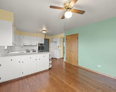 6401 W 52nd Street - Photo Thumbnail 5