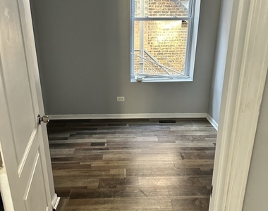 6314 S Artesian Avenue - Photo Thumbnail 8