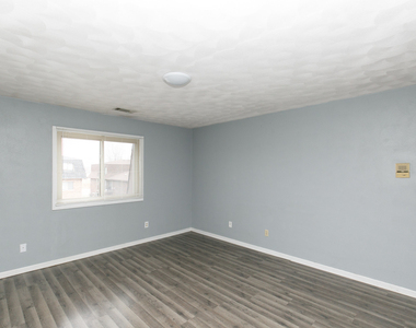 3430 Holiday Court - Photo Thumbnail 1