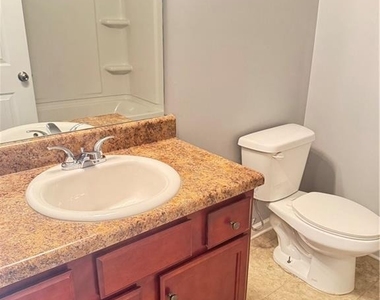 183 Spring Way Square - Photo Thumbnail 21
