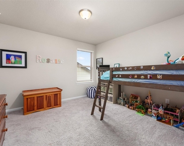 2108 Sweet Bay Drive - Photo Thumbnail 15