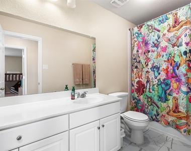 2108 Sweet Bay Drive - Photo Thumbnail 14