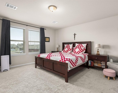 2108 Sweet Bay Drive - Photo Thumbnail 9