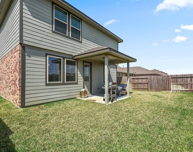 2108 Sweet Bay Drive - Photo Thumbnail 17