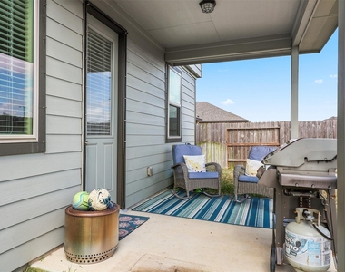 2108 Sweet Bay Drive - Photo Thumbnail 19
