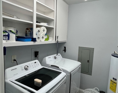 30 Harbour Lane - Photo Thumbnail 13