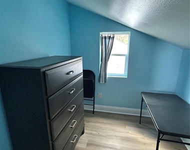 30 Harbour Lane - Photo Thumbnail 22