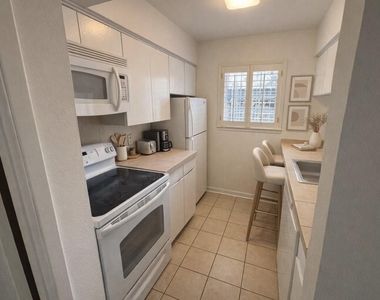 2605 Marilee Lane - Photo Thumbnail 3