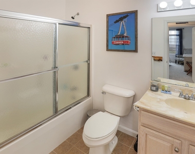 43 Lafayette - Photo Thumbnail 15