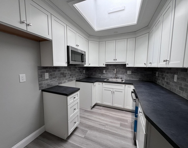 444 Lafayette - Photo Thumbnail 2